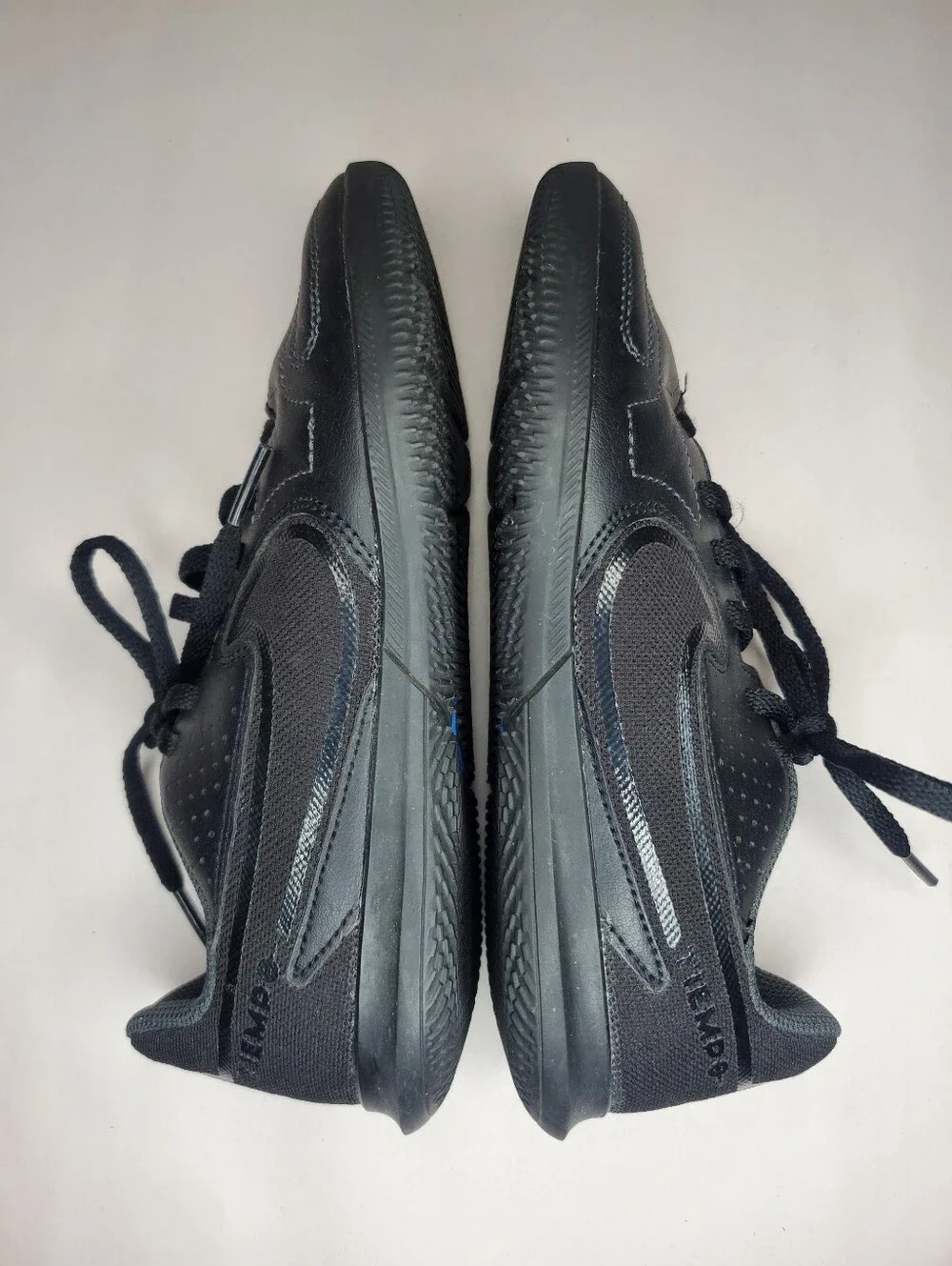 Nike Jr. Tiempo Legend 9 Club Size 2